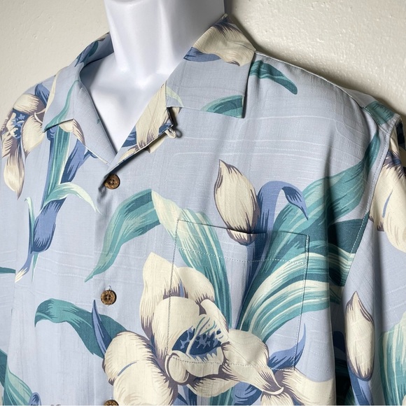 Tommy Bahama Classic Silk Camp Shirt Men’s L
Camp Tropical Dad - Picture 12 of 13